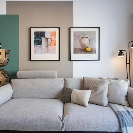 Hazel - 2-bedroom In Apartman *