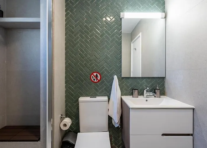 Hazel - 2-bedroom In Appartamento *