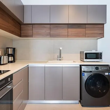 Hazel - 2-bedroom In ラルナカ